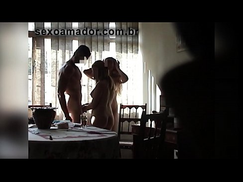 ❤️ Teman seks mengundang pria raksasa dan threesome bersamanya ❌ Porno di id.tube-sexer.ru