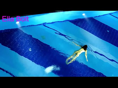 ❤️ Saya tidak bisa berhenti menonton, pirang muda tertangkap basah berenang di kolam resor ELLA BOLT ❌ Porno di id.tube-sexer.ru