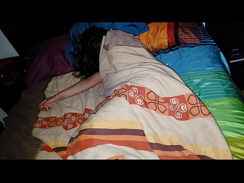 ❤️ Anak tiri memarahi ibu tirinya yang masih muda saat dia tidur. ❌ Porno di id.tube-sexer.ru